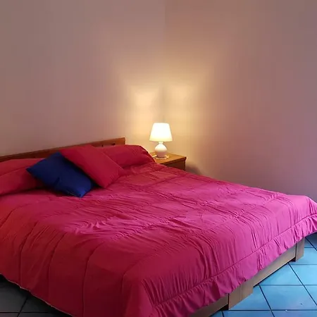 Mirelle House Apartment